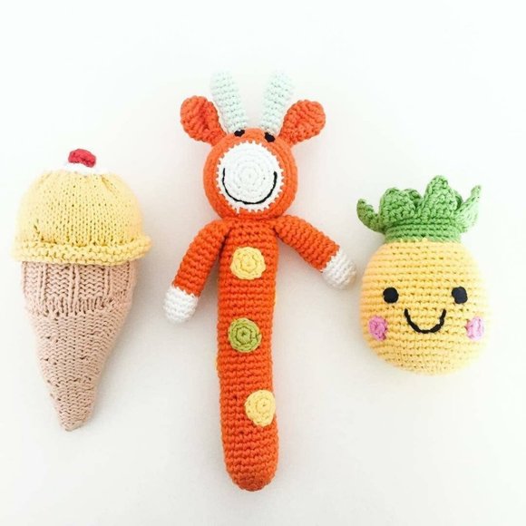 (3/$25) Hand Crocheted Friendly Pineapple Rattle for Babies in Organic Cotton - Picture 3 of 3